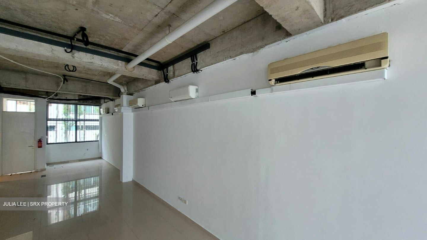 Eng Hoon Street (D3), Retail #535395621